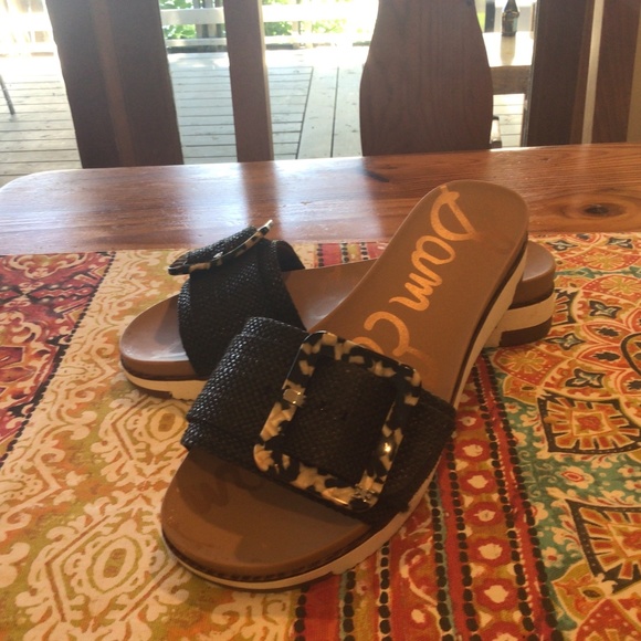 Sam Edelson Adrianne Slide black with tortoise shell buckle. - Picture 1 of 4